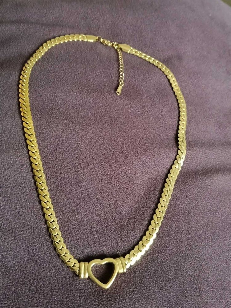 Heart Pendant Chain Necklace