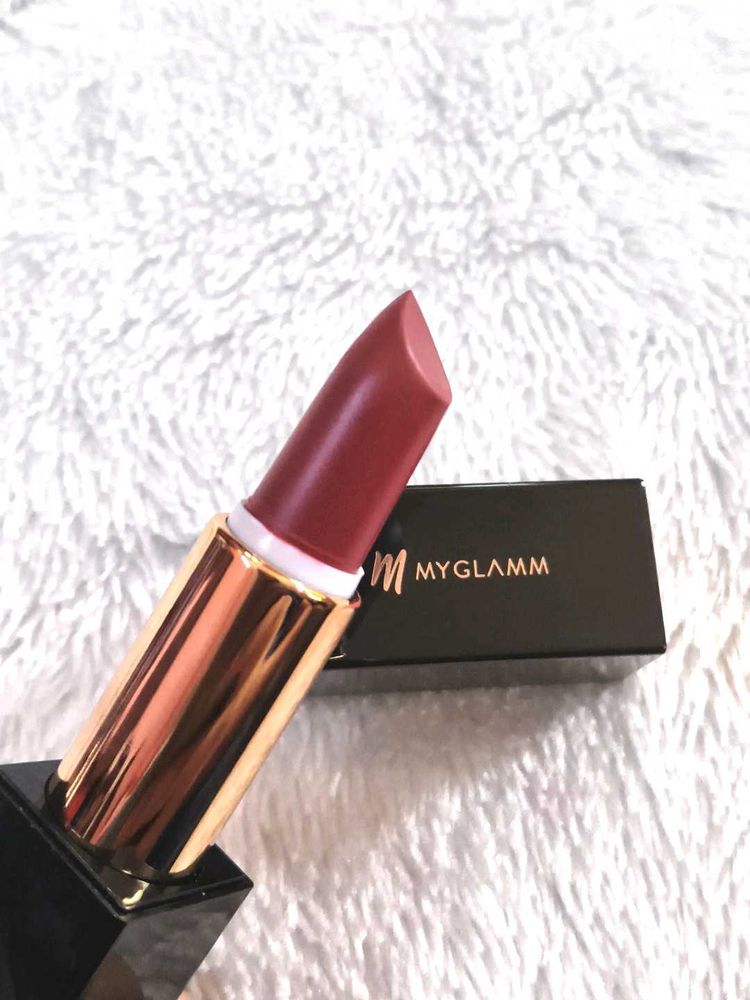 MYGLAMM Lipstick Berry Fantasy