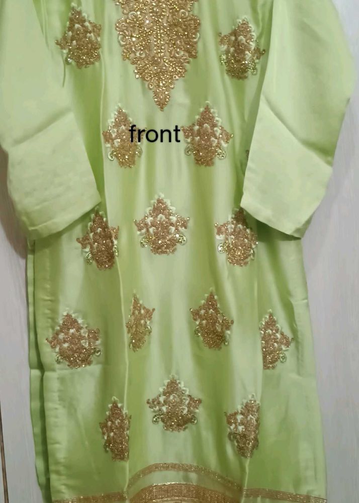 Embroidered Green Kurti Set