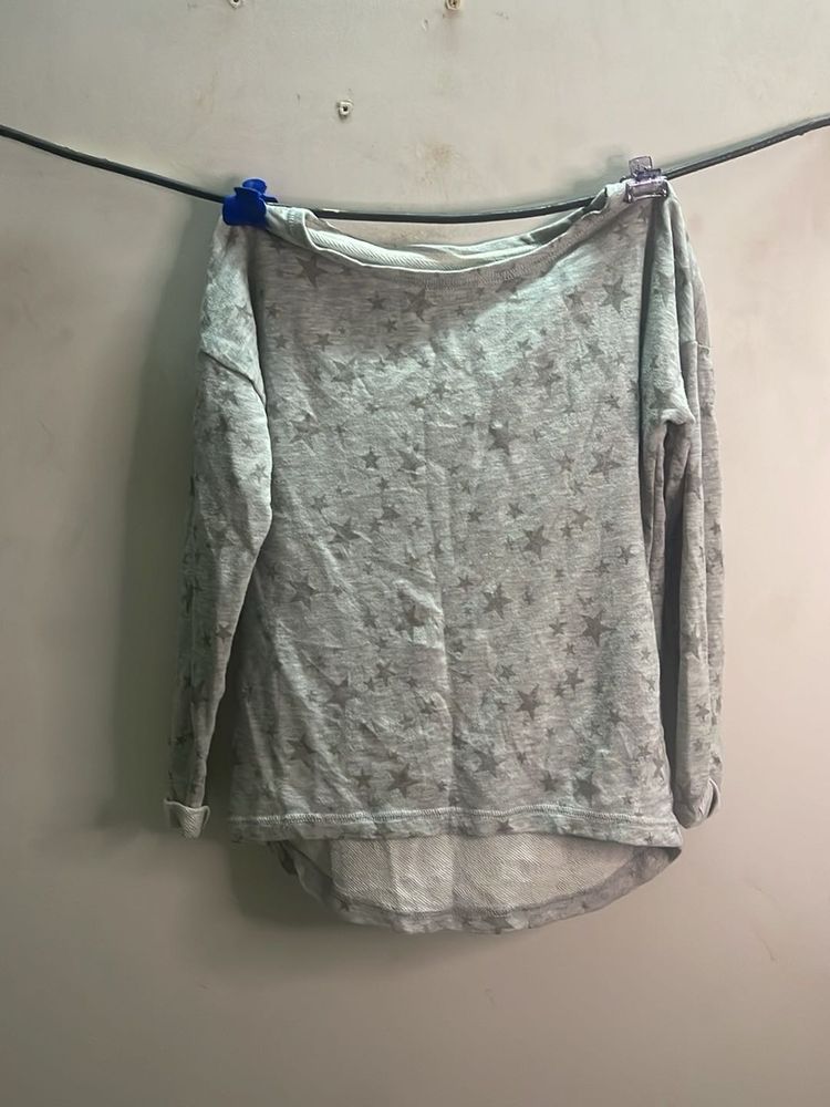 Gray Star Print Long Sleeve Top