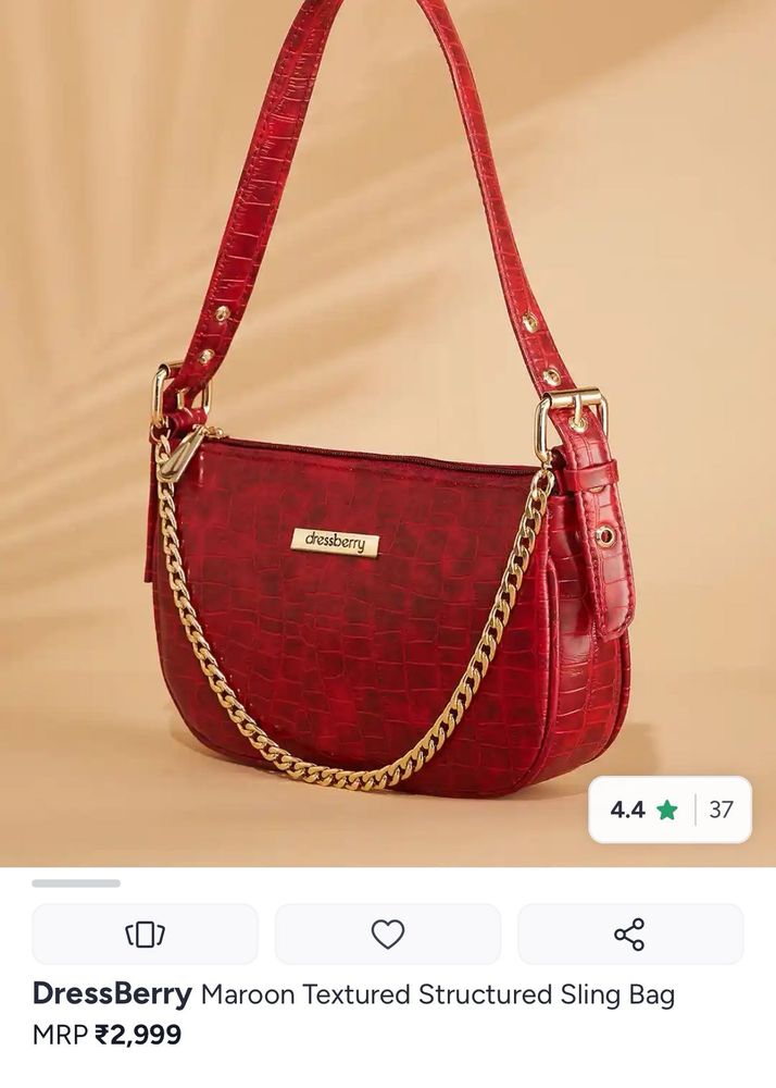 Chic Red Croc Shoulder