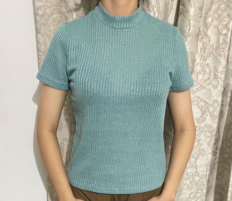 Ribbed Mock Neck Short Sleeve Top