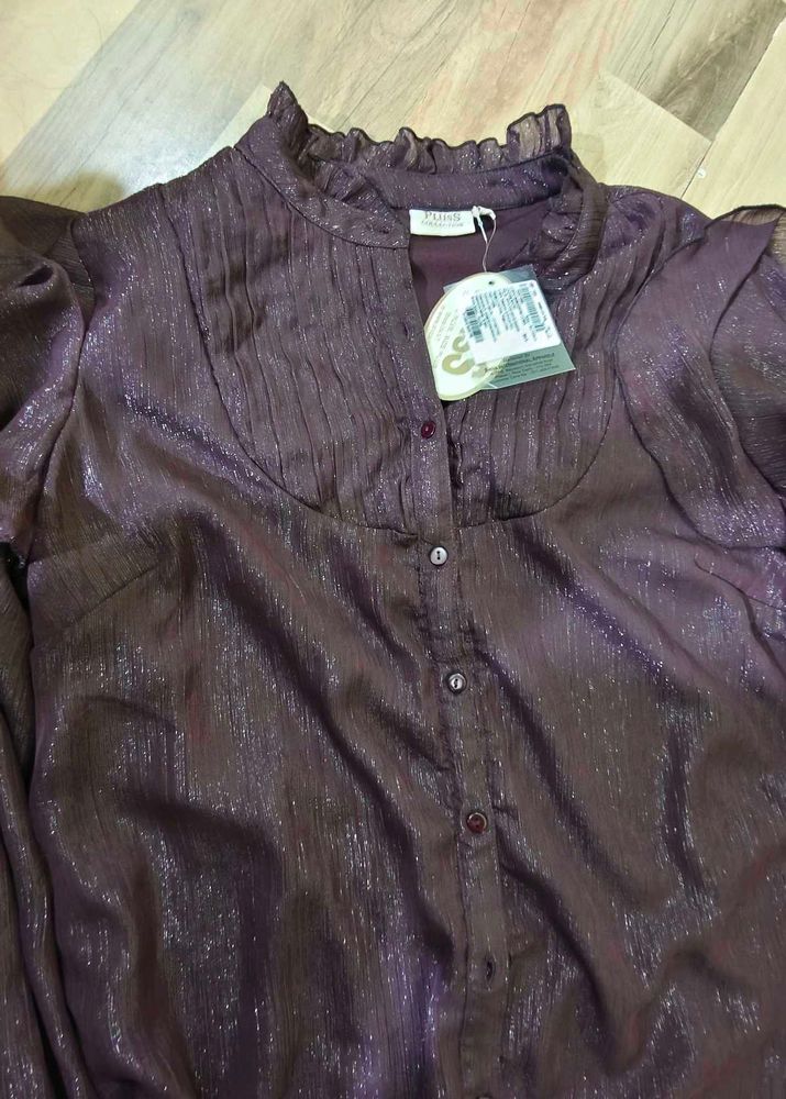 New Elegant Shimmering burgundy top
