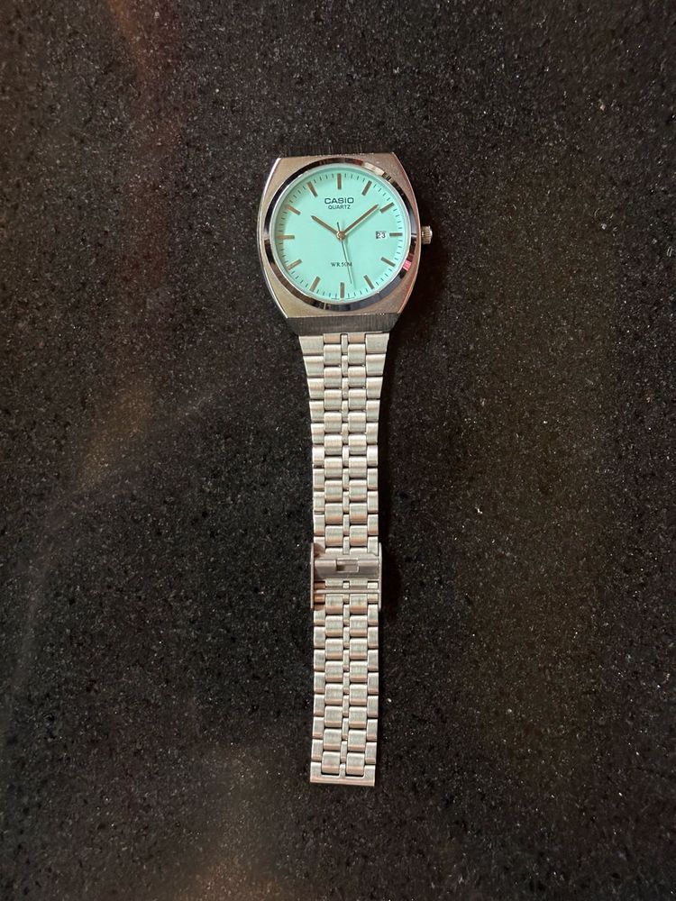 Casio Quartz Watch aqua Dial