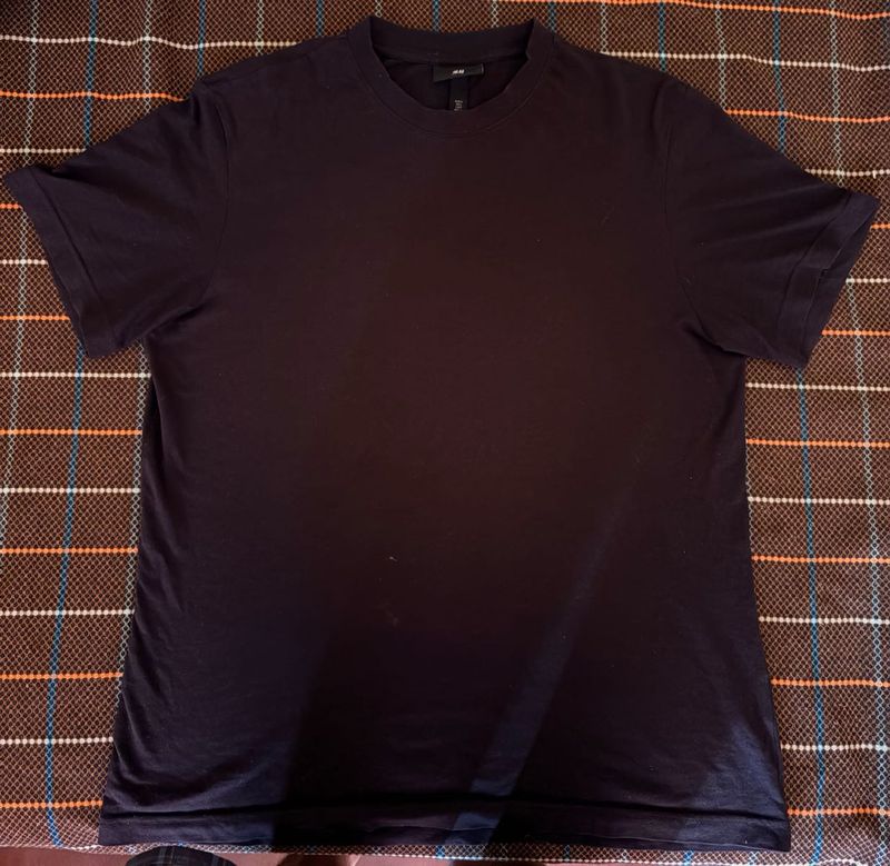 H&amp;M Navy Blue Crew Neck T-Shirt