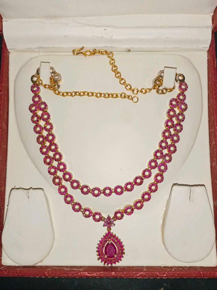 Elegant Necklace Set