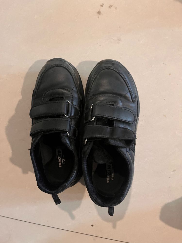 Unisex Black Casual Shoes