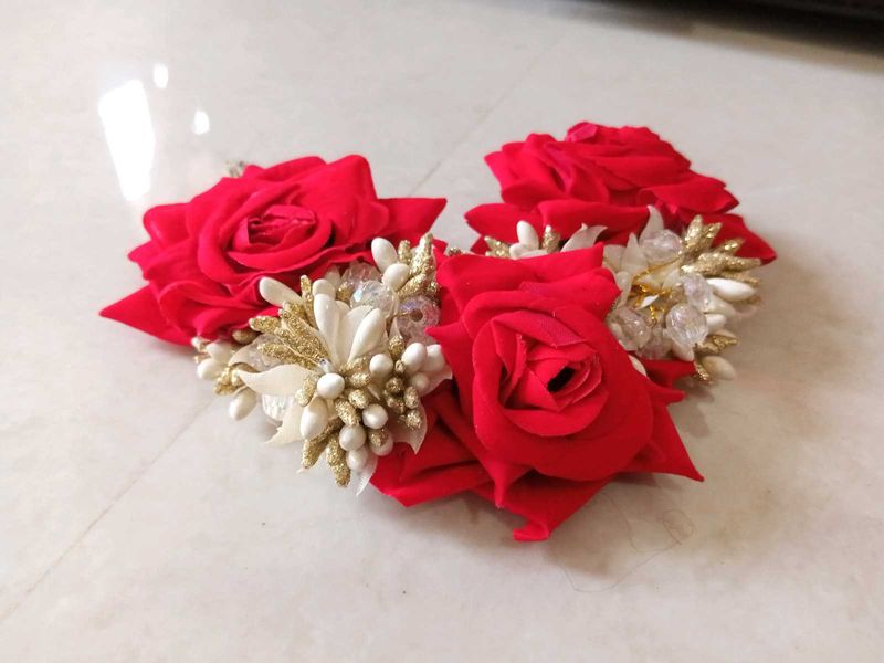 Red Rose Hair Accessory