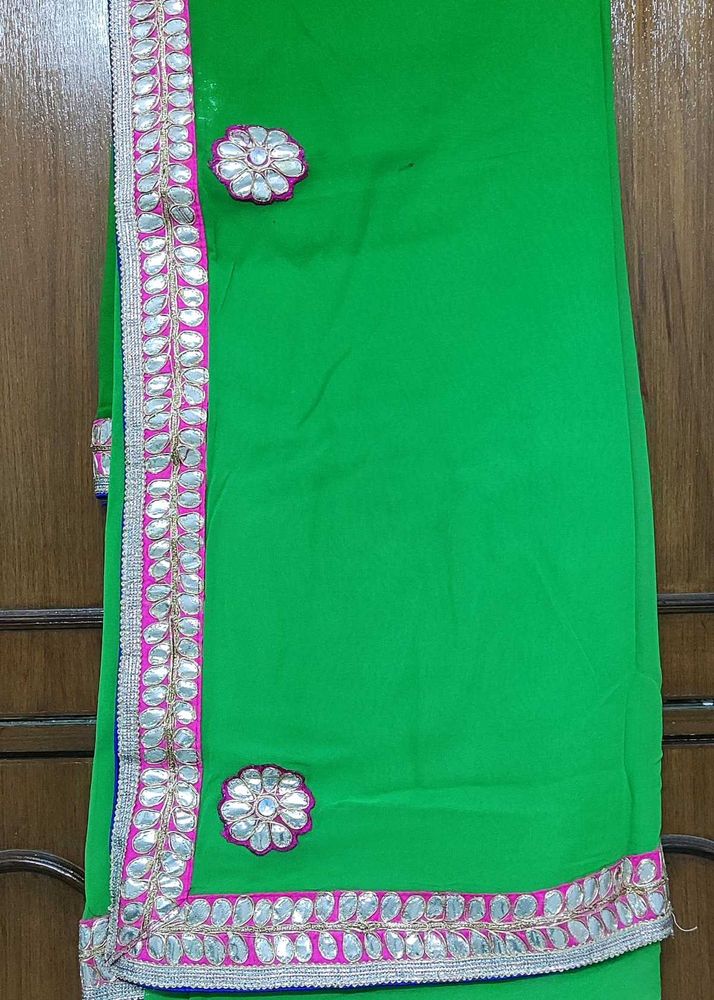 Pure Georgette Gotta-patti work Saree with Blouse
