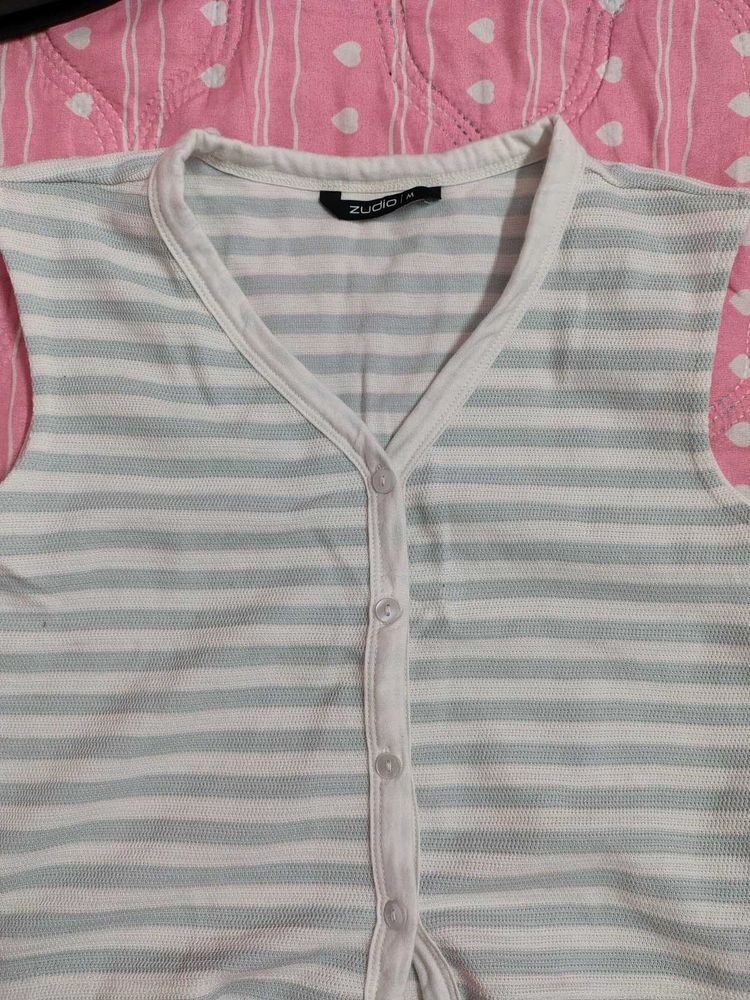 Striped Sleeveless V-Neck Top😜😜