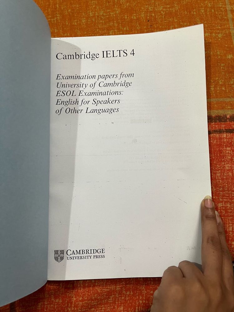 Cambridge IELTS ACADEMIC 4