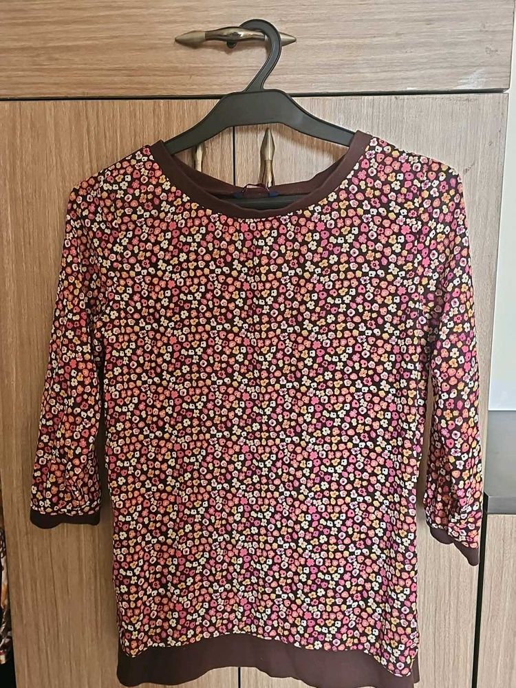 Floral Print 3/4 Sleeve Top