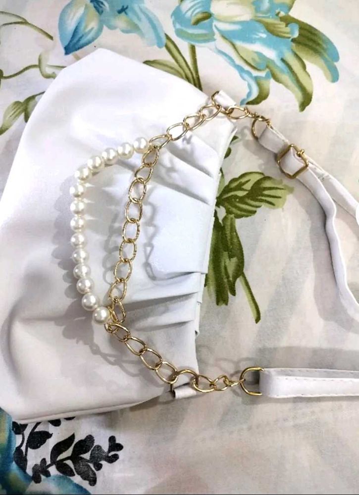 Elegant Pearl &amp; Gold Face Mask Chain