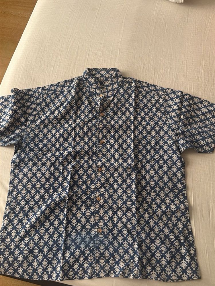 Blue &amp; White Printed Kurta Shirt