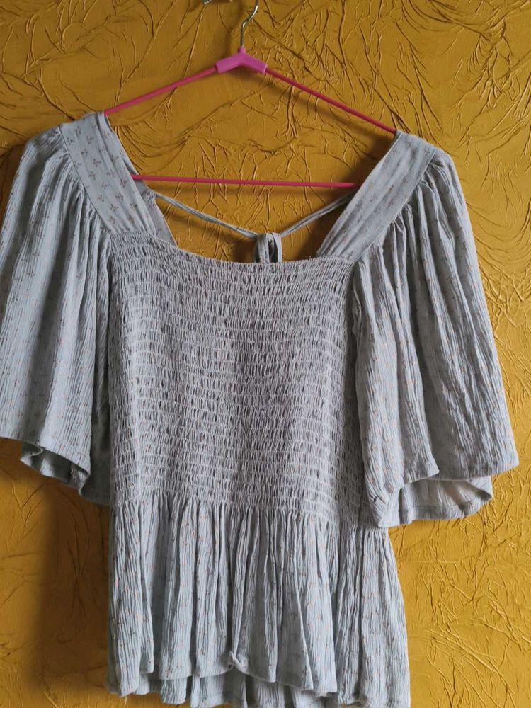 peplum top