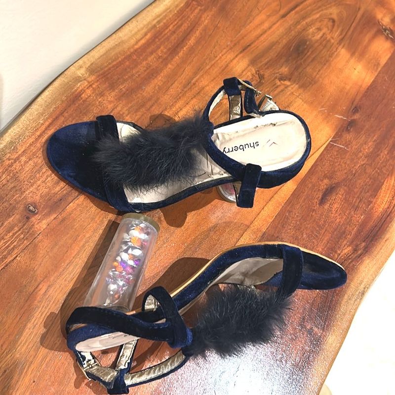 Shuberry trending furry beats heels 37 size