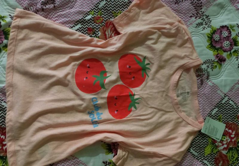 H&amp;M Peach  Tee 🍅🍅