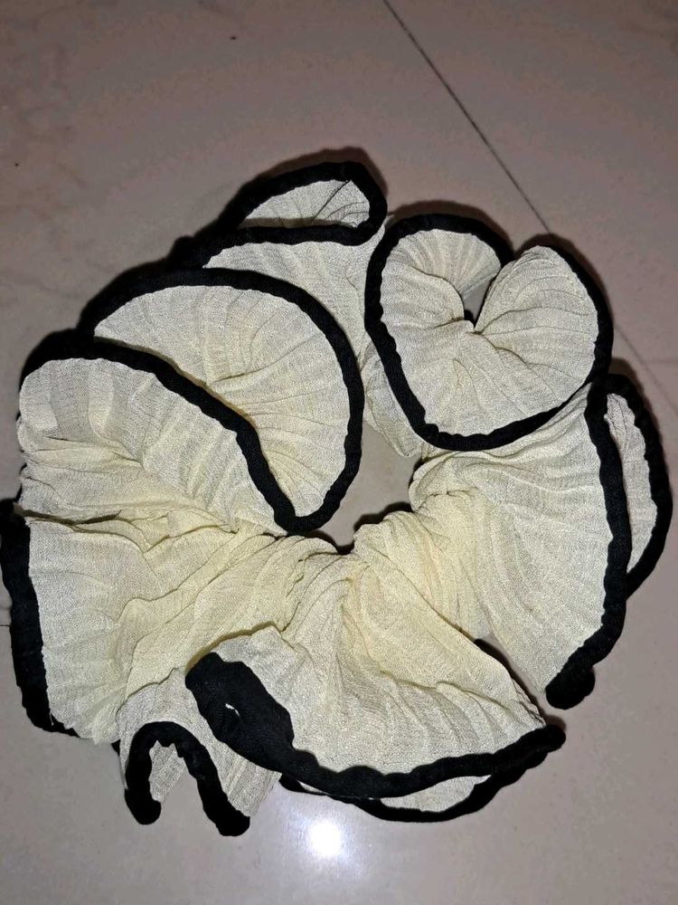 Cream Flower Scrunchie