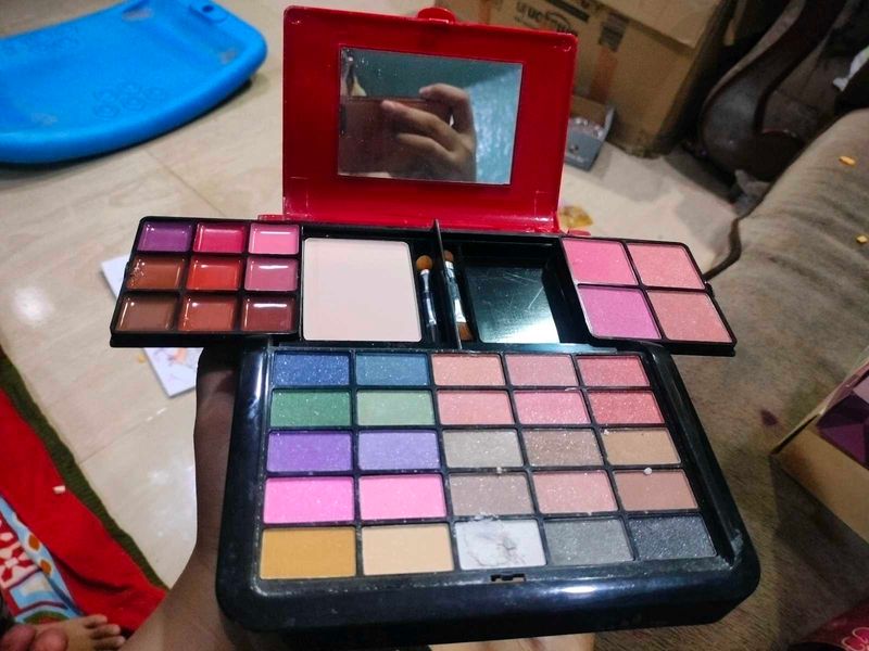 Complete Makeup kit