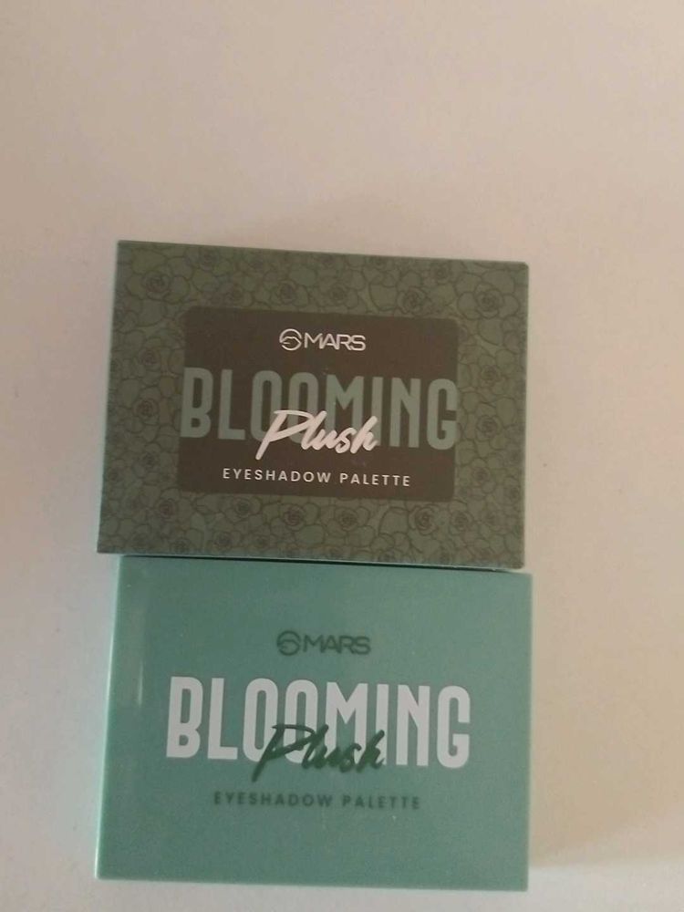 Mars Blooming Eyeshadow