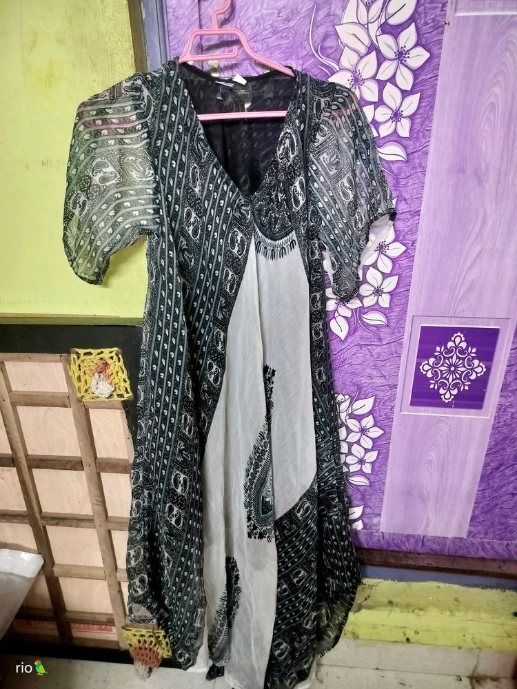 Shrug Model Top