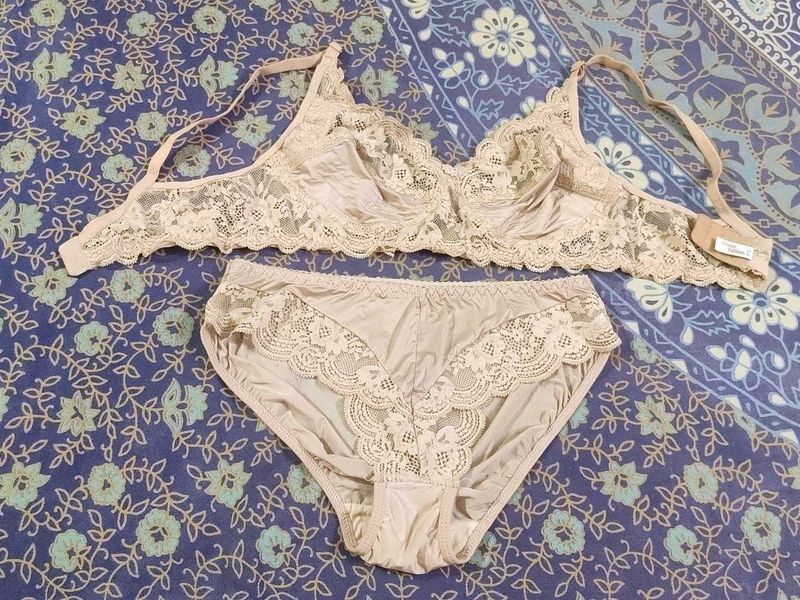 Beige Color Satin &amp; Lace Bra Panty Set(Brand New)