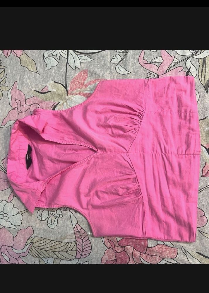 Bright Pink Sleeveless Collared Top