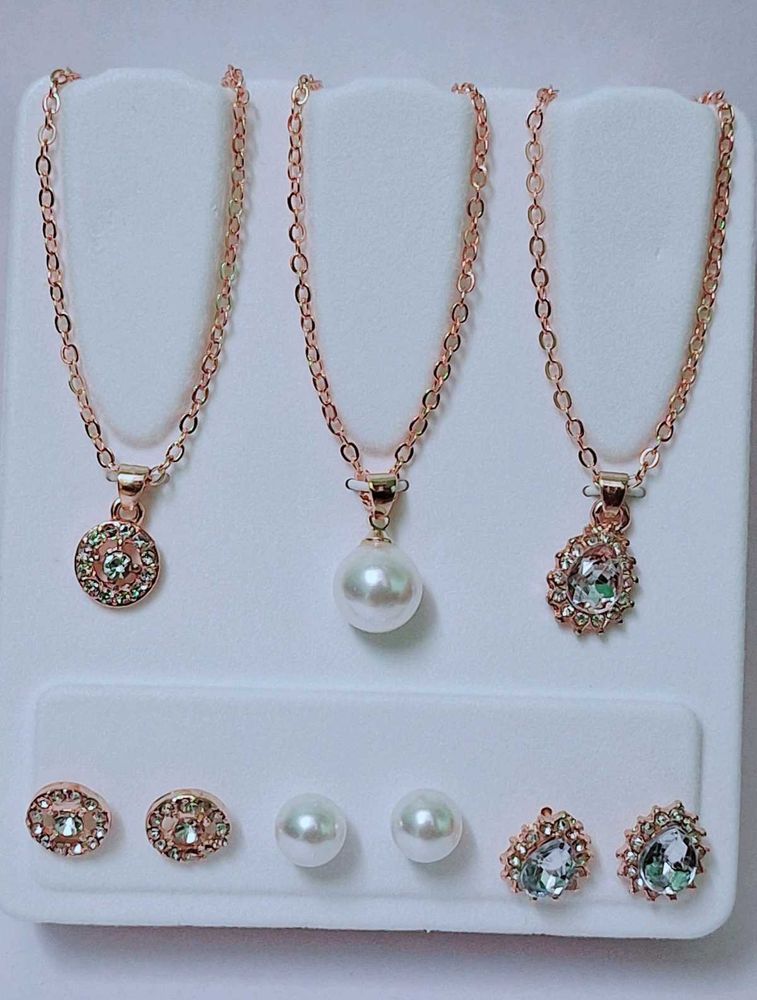 Elegant Necklace and Earring Set