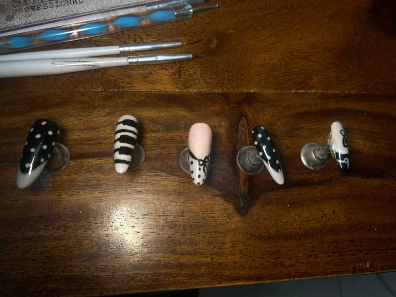 long polka dot bow press on nails