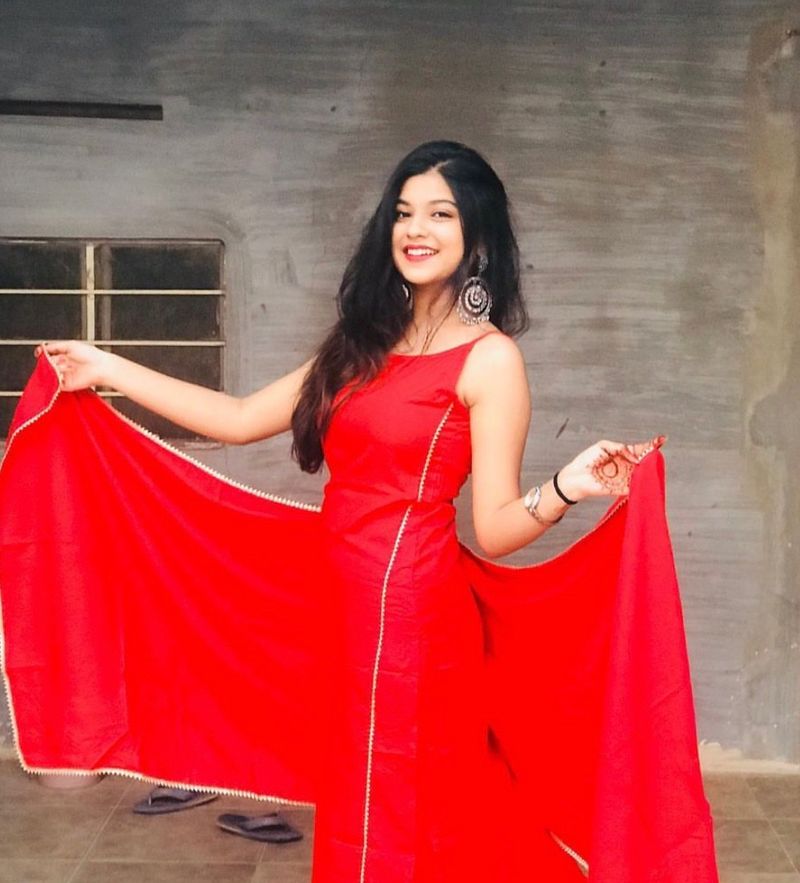 Red kurti Set With Dupatta