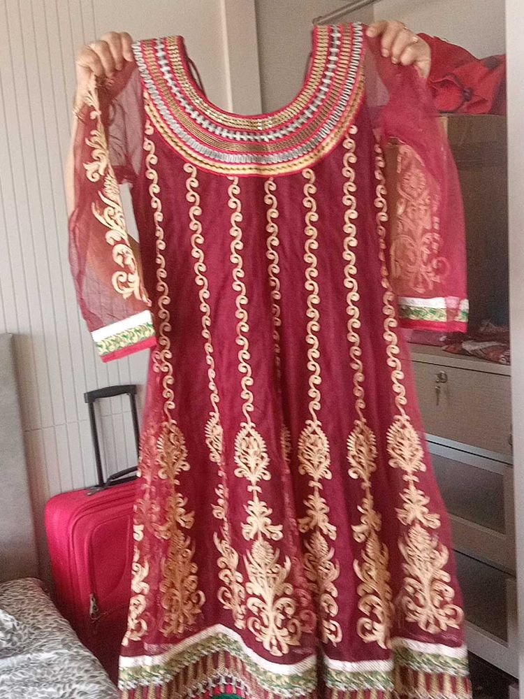 Elegant Embroidered Kurta Set