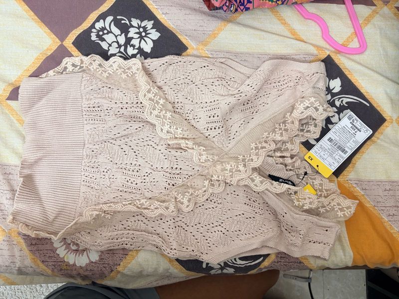 Sheer Lace Trim Knit Top