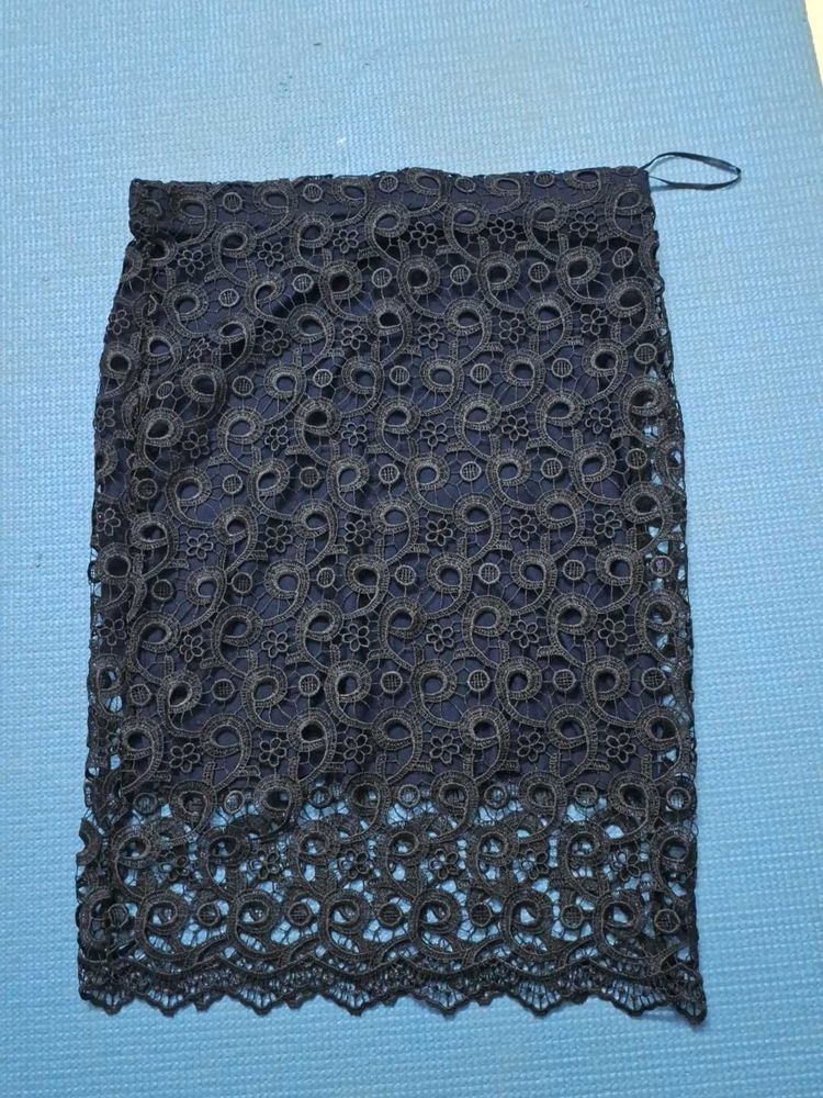 Elegant Navy Lace Skirt