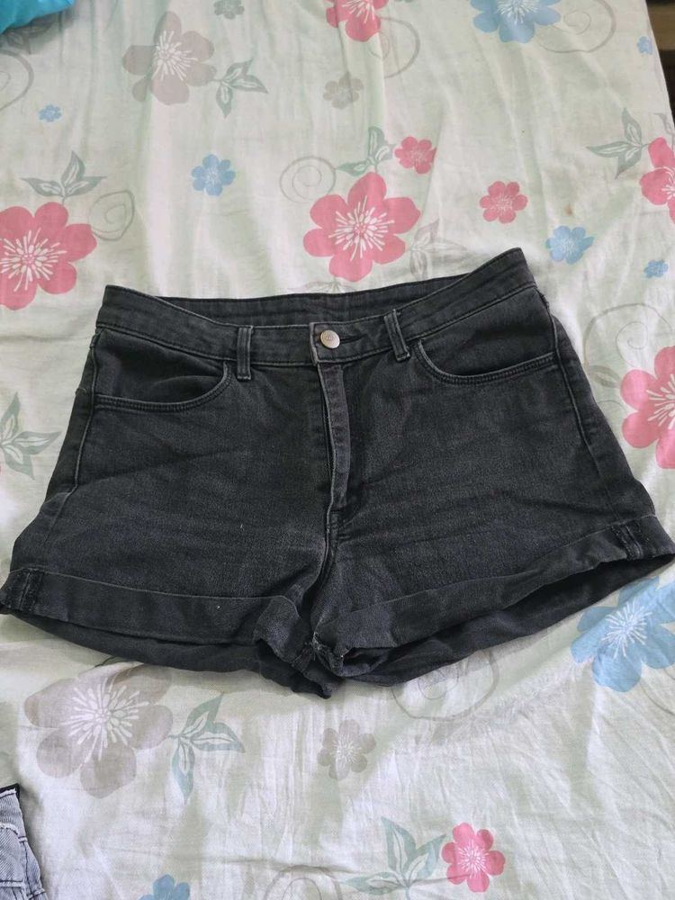 Stylish Grey Denim Shorts