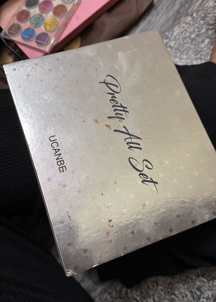 UCANBE Pretty All Set Makeup Palette