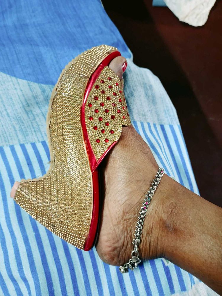 Golden Wedges