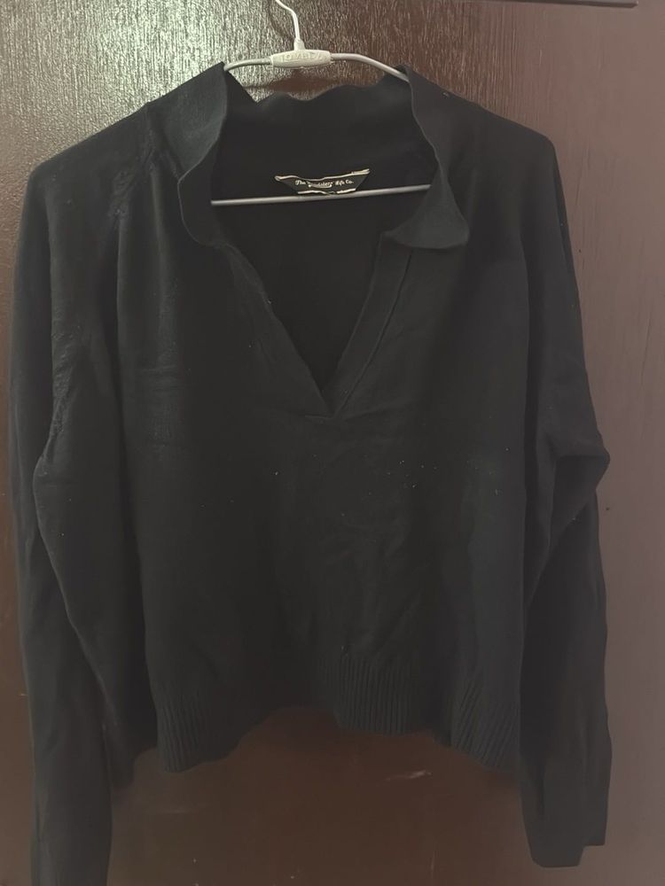 Black Sweater - Stylish &amp; Comfy