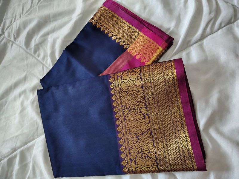 silk saree with golden border