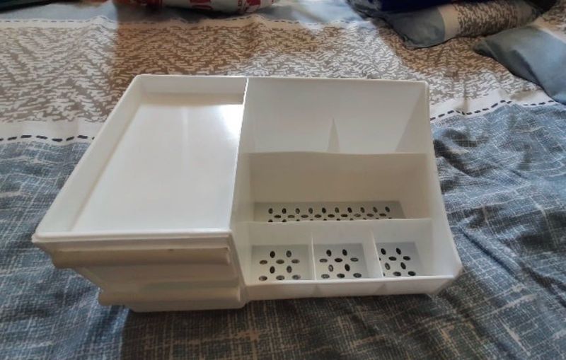 White Multi-Compartment Kitchen Organizer