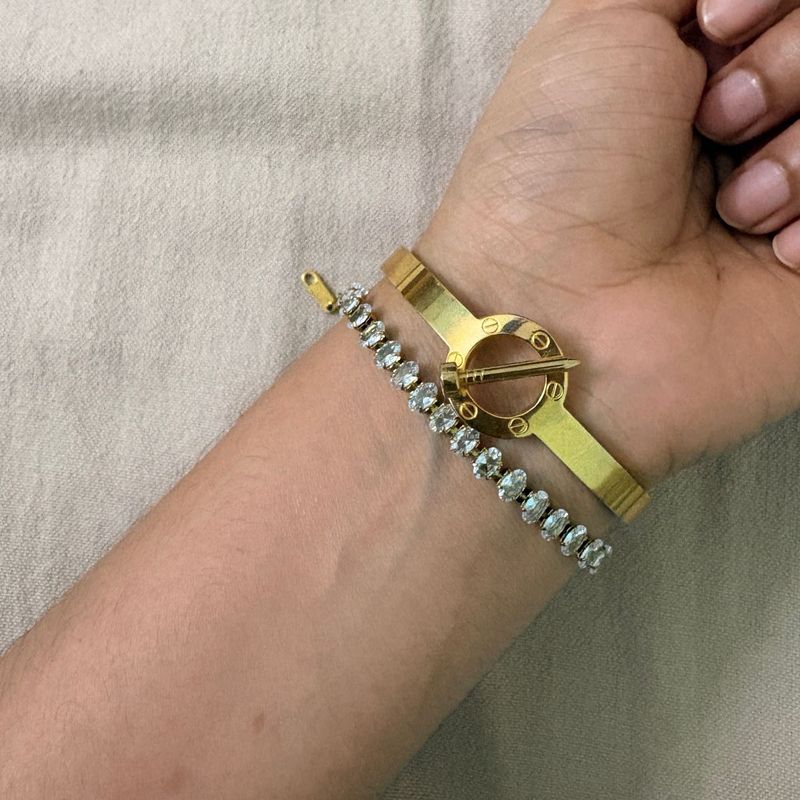 Elegant Gold Bangle with Crystal Bracelet