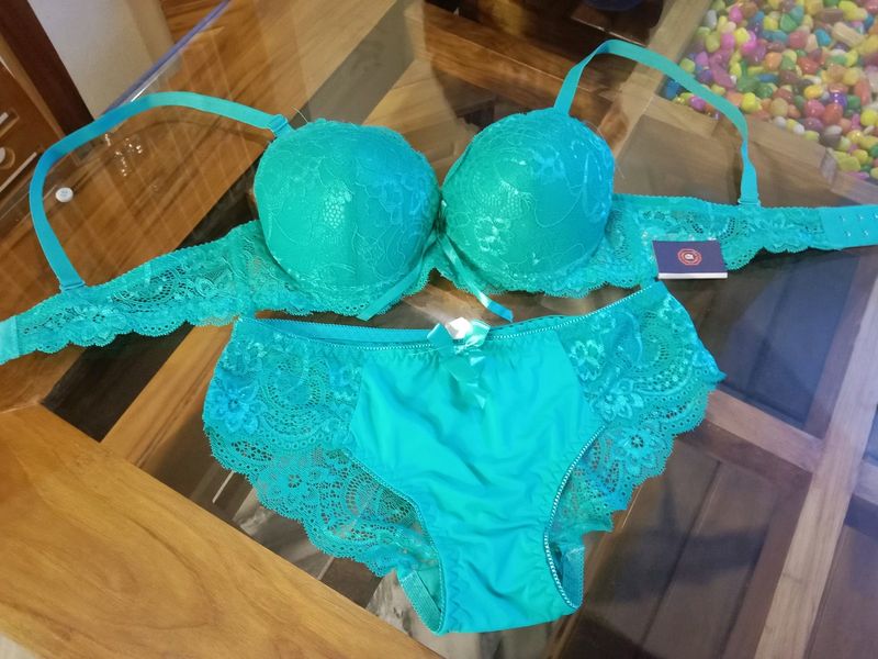 Teal Lace Lingerie Set