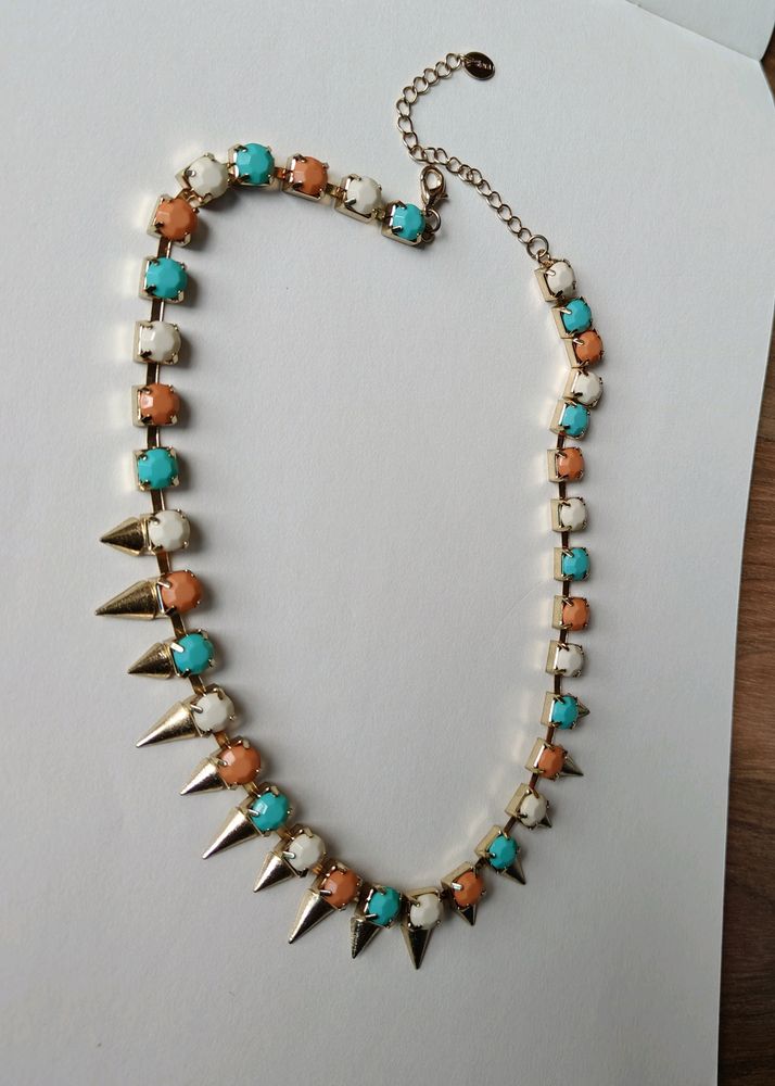 Neckpiece