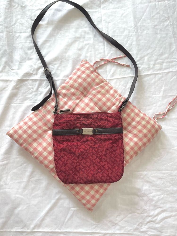 Chic Red Crossbody Bag