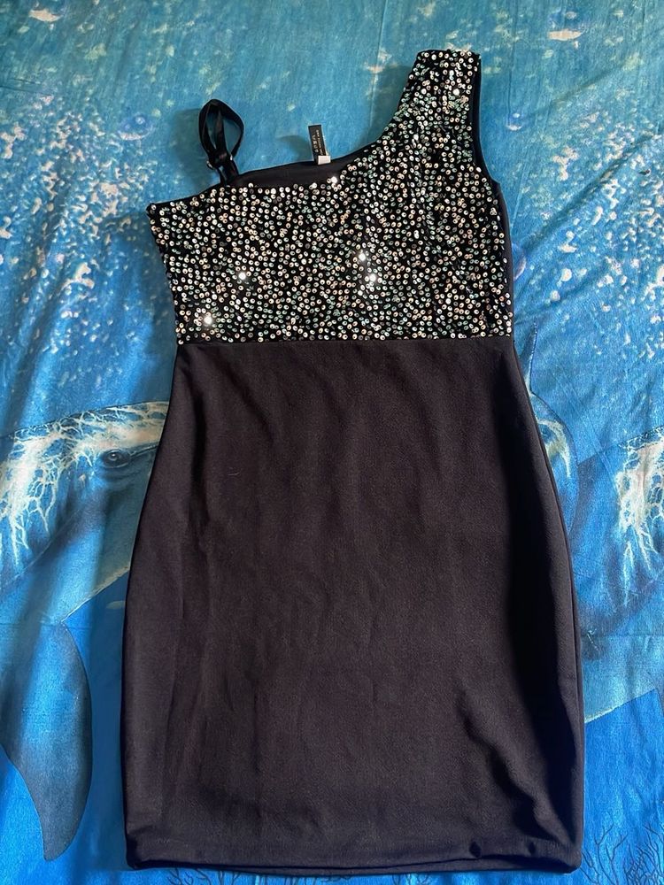Sparkly One-Shoulder Party Dress