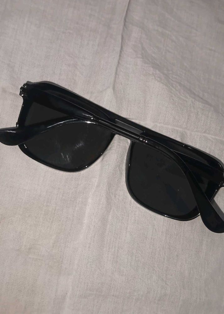 Premium UV Protected Black Sunglasses – Unisex | S