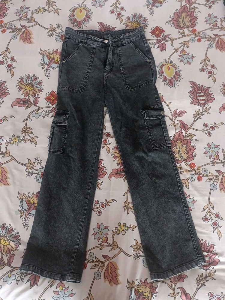 Trendy Washed Cargo Jeans