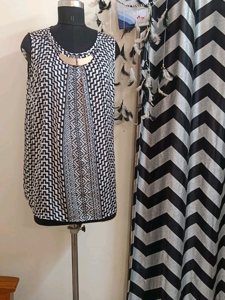 Plus Size Sleeveless Satin Top