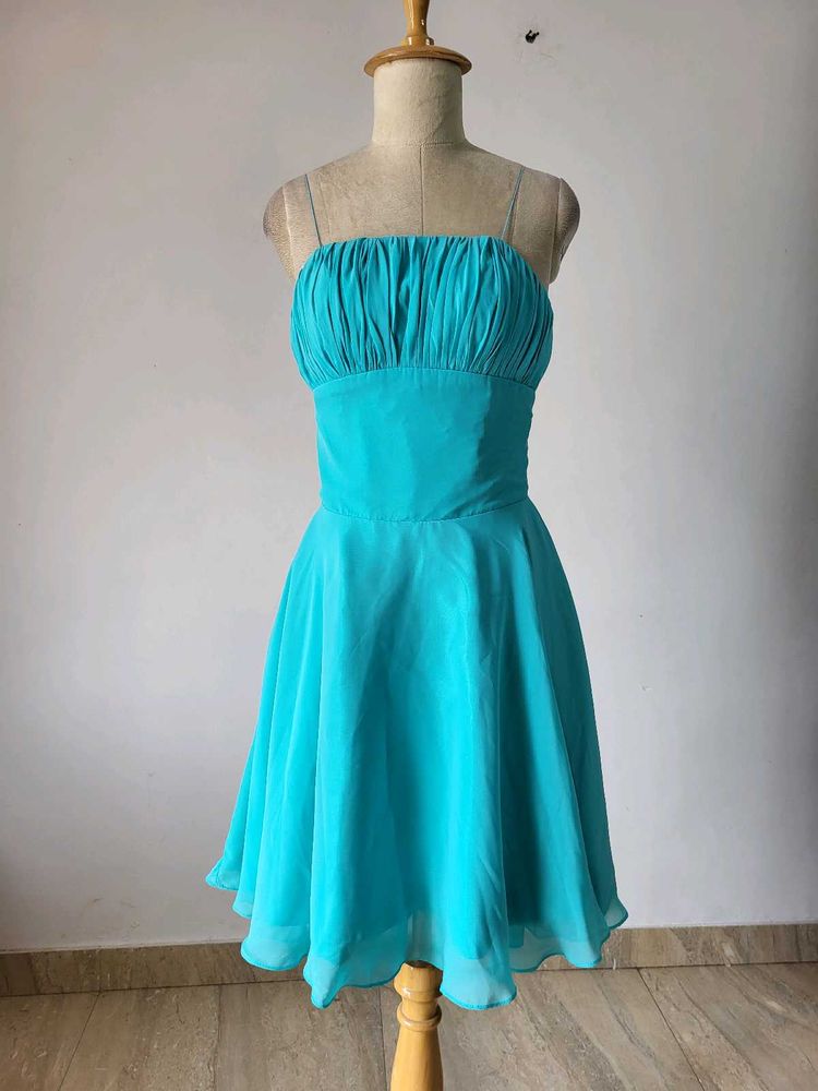 Beautiful Teal Strapless Dress