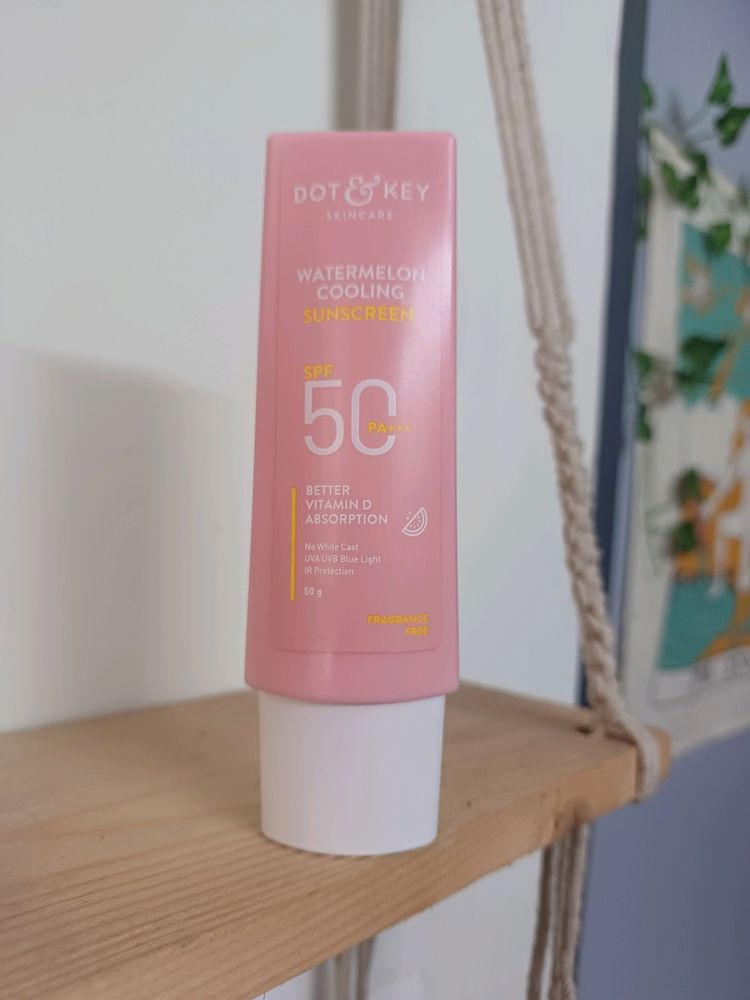 DOT AND KEY SPF 50 SUNSCREEN