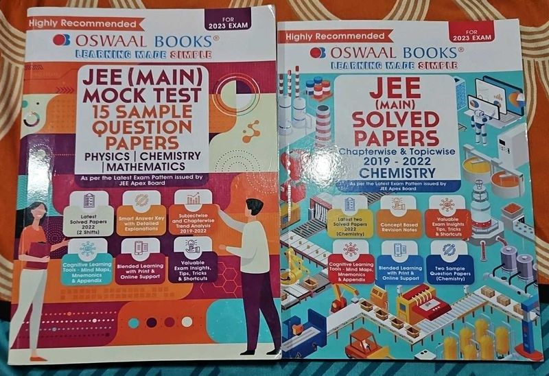 Oswaal JEE (Main) Solved Papers &amp; Mock Test